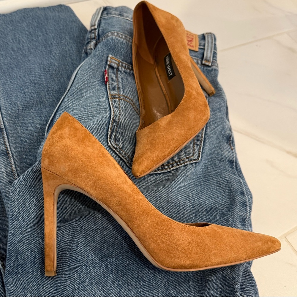 Nine West Women's Cognac Suede Heels